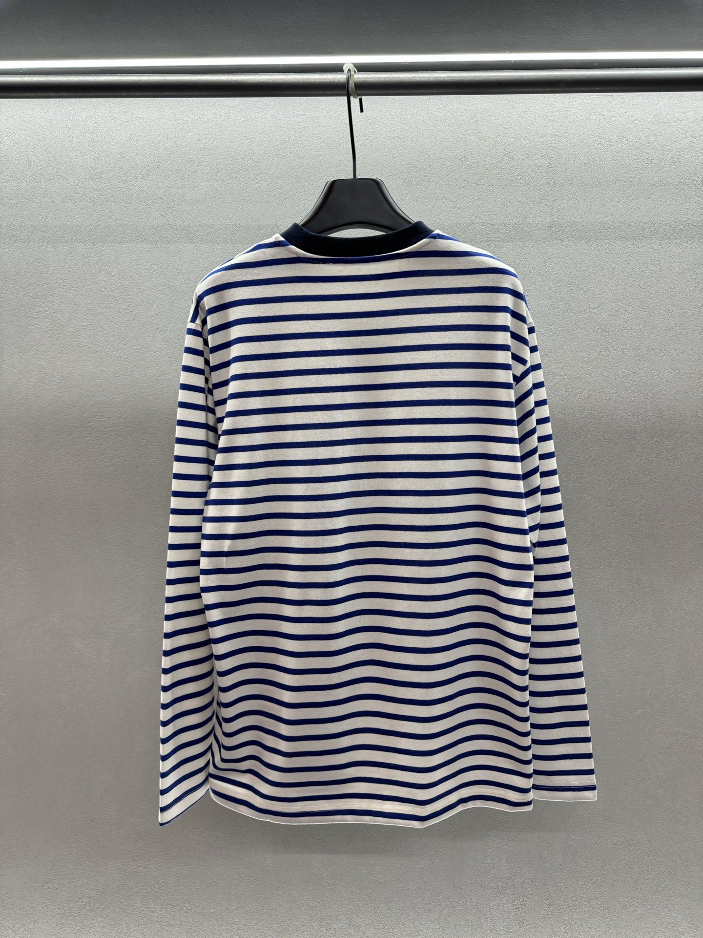 ￼ ❄️2025 Autumn and Winter❄️！CHEERi UPi ，条纹控长袖T，慵懒风轻