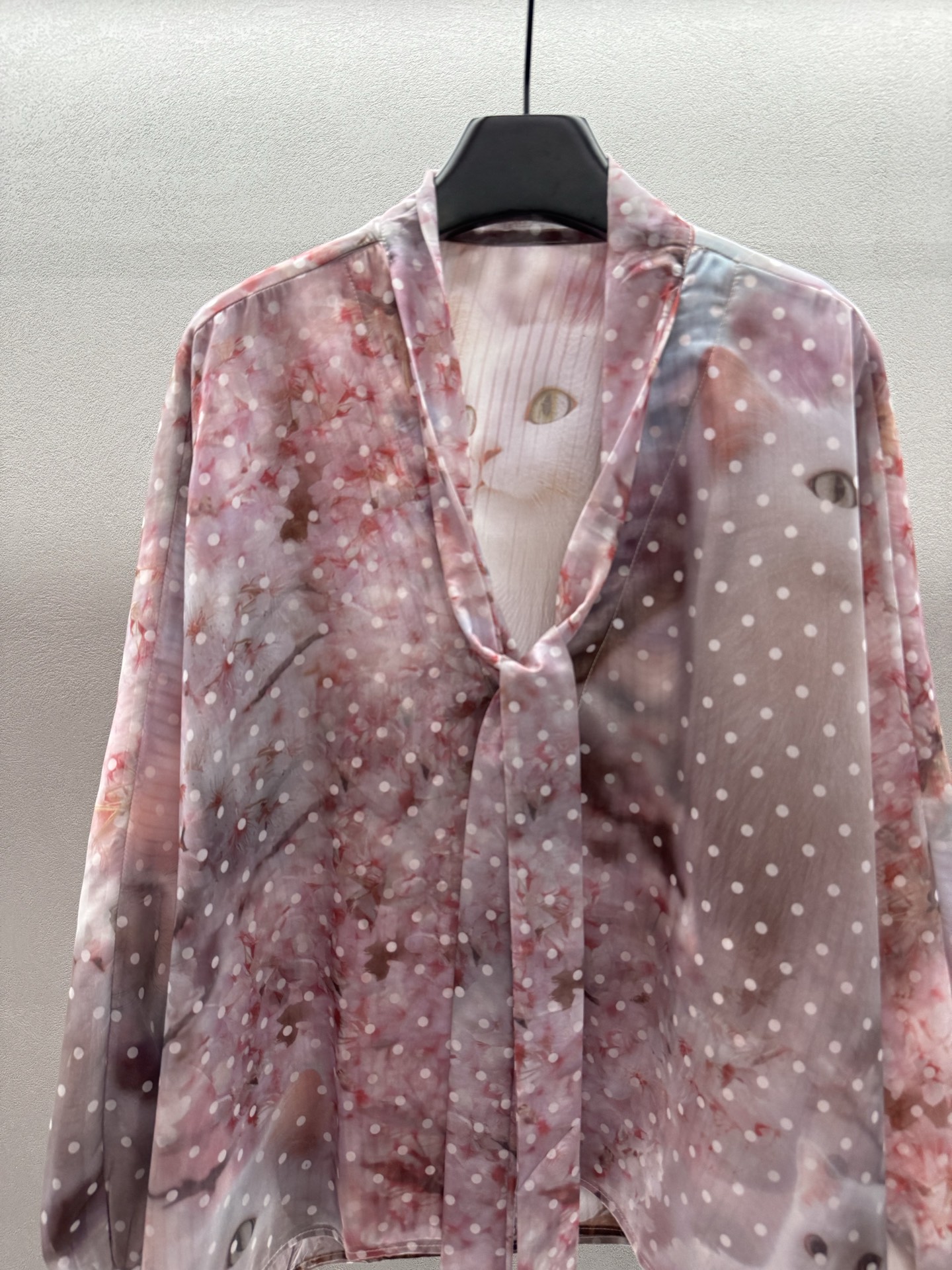 ￼ ❄️2025 Autumn and Winter❄️！Trini*te，樱花粉浪漫猫咪猫猫衬衫，樱花