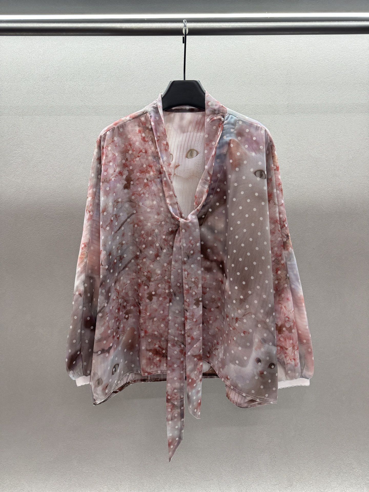 ￼ ❄️2025 Autumn and Winter❄️！Trini*te，樱花粉浪漫猫咪猫猫衬衫，樱花