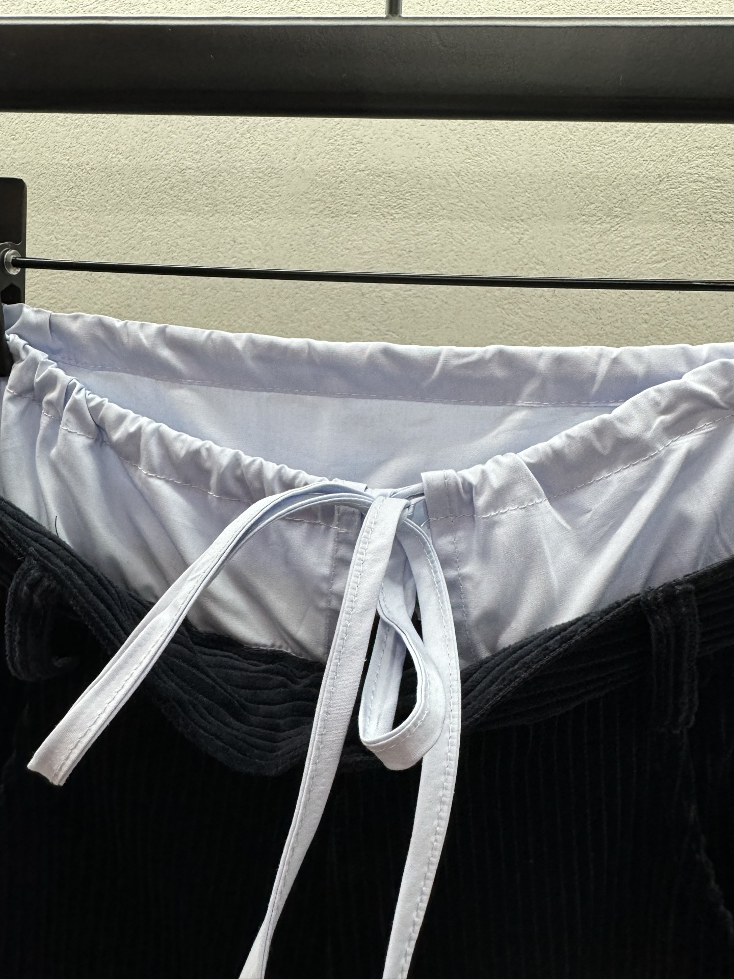 ￼ ❄️2025 Autumn and Winter❄️！Miu Mi*，双腰头拼接抽绳灯芯绒直筒裤 高