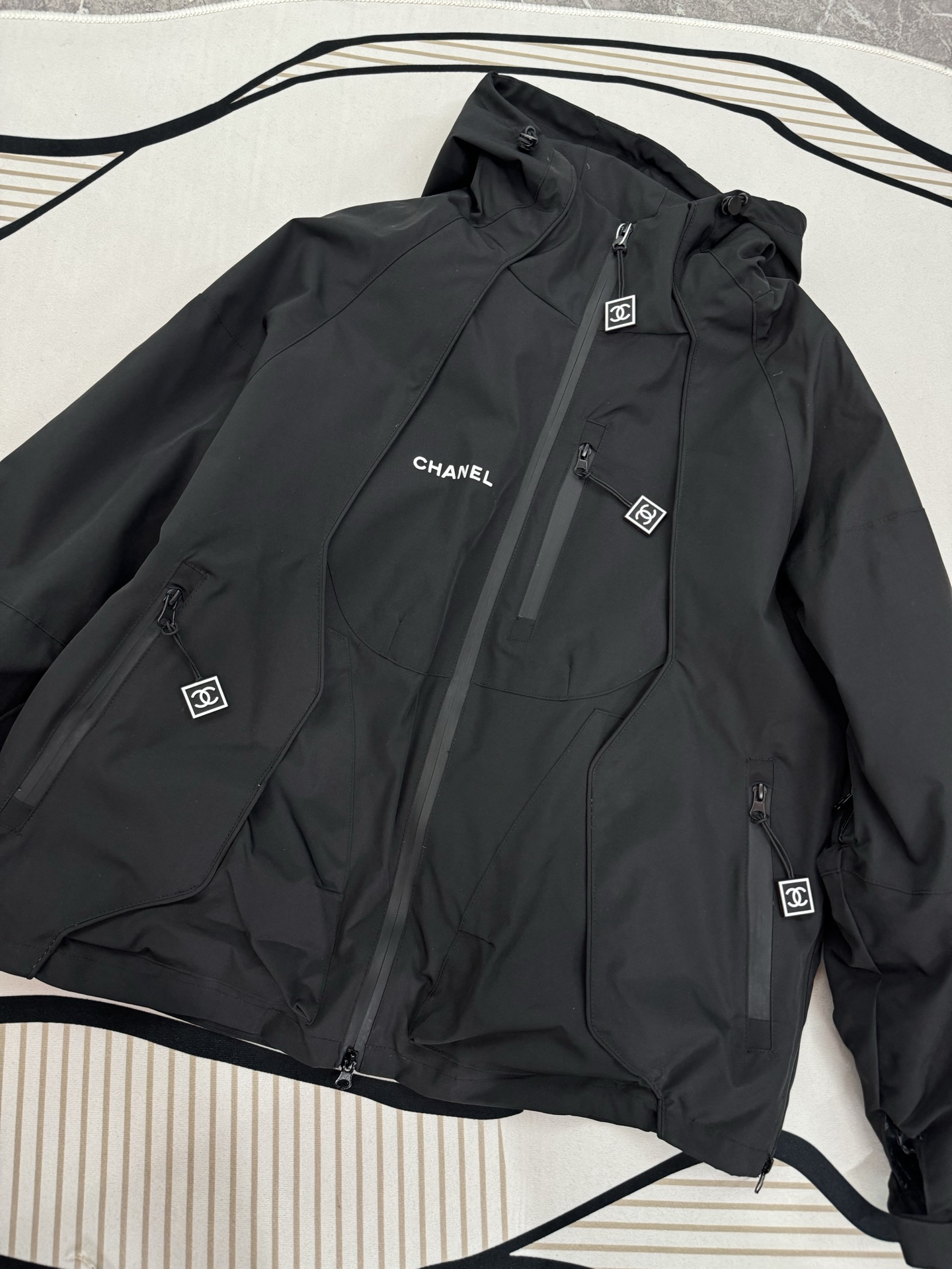 ￼ ￼ ❄️2025 Autumn and Winter❄️！。。爆款。。，月单款销量过千件，小香中古冲