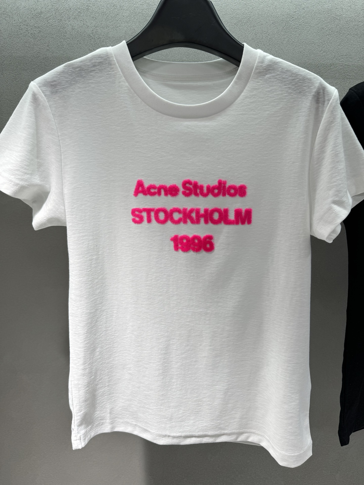 ￼ 🌾2026 SPring&Summer 🔥 ！Acne Studio*，1996植绒短袖T恤，新春限