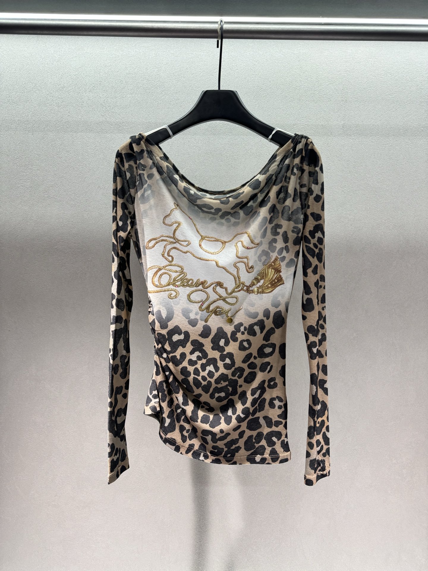 ￼ 🌾2026 SPring&Summer 🔥！CHEERI U*PI，新年豹富🐆马年限定千禧感，掐腰显