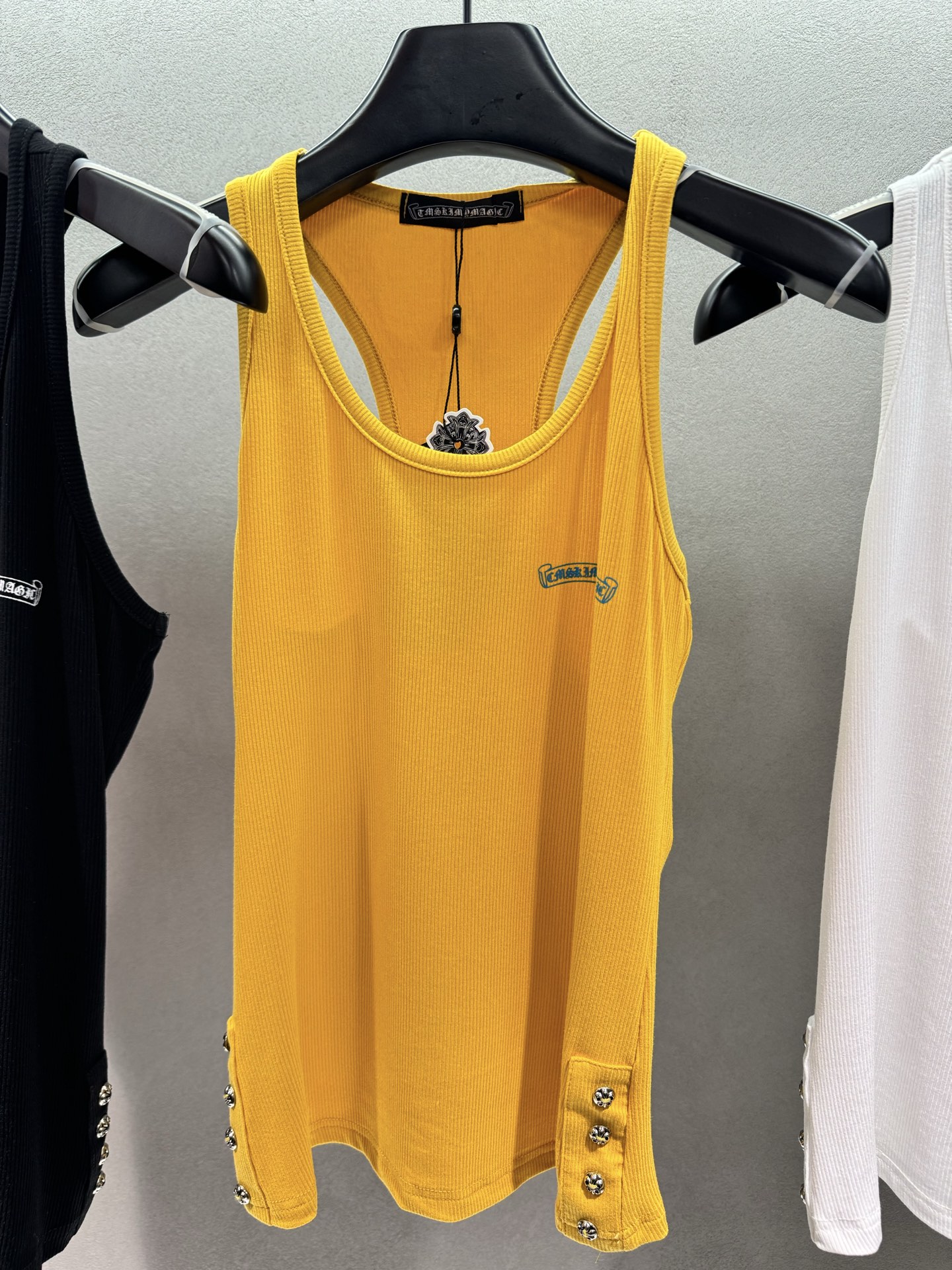 ￼ 🌾2026 SPring&Summer 🔥！克罗*心，十字架美背背心，坑条面料修身显瘦，工字背设计露