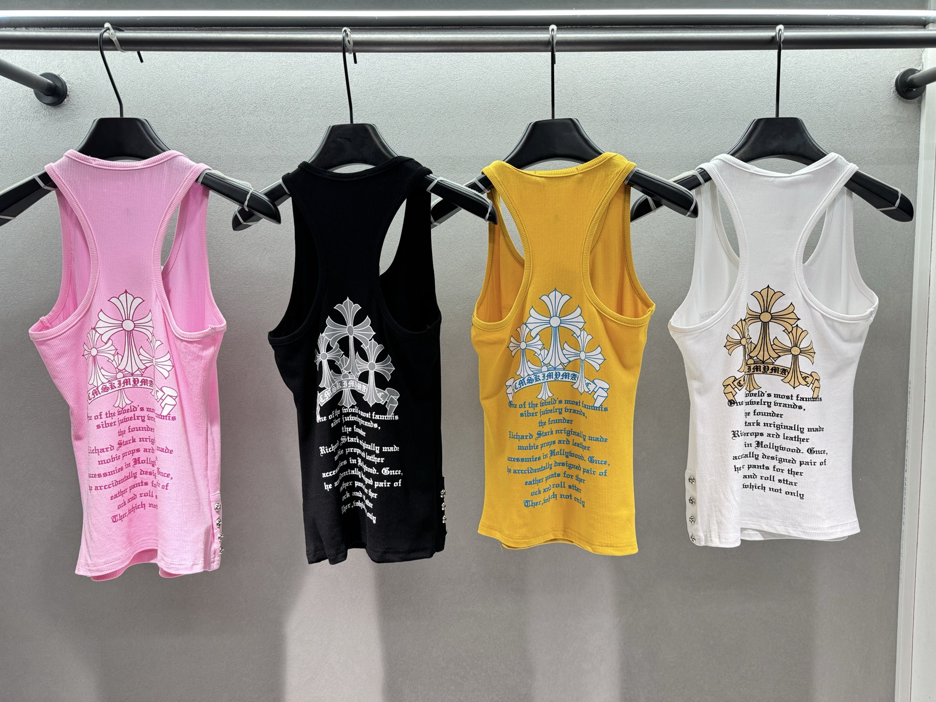 ￼ 🌾2026 SPring&Summer 🔥！克罗*心，十字架美背背心，坑条面料修身显瘦，工字背设计露