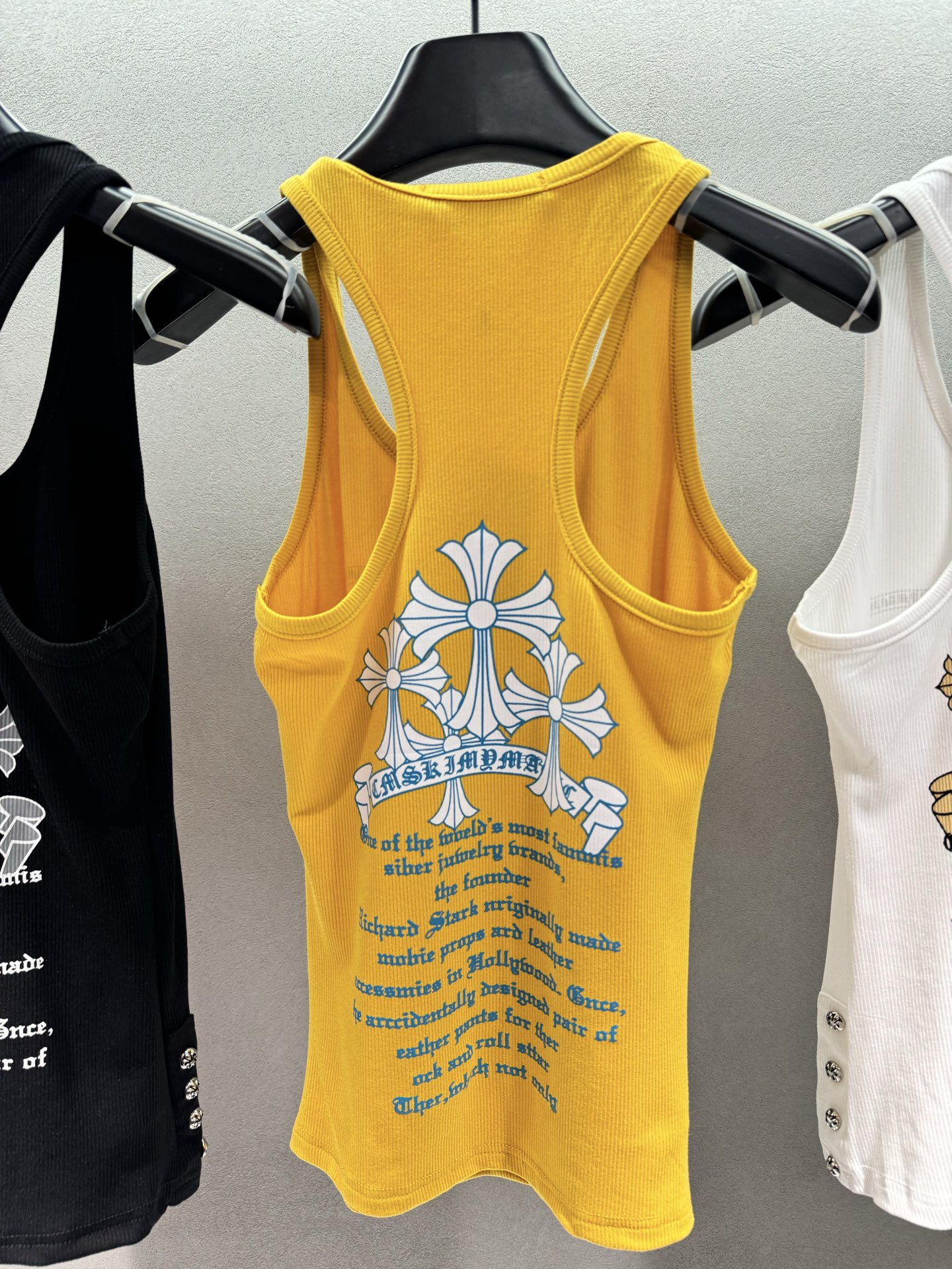 ￼ 🌾2026 SPring&Summer 🔥！克罗*心，十字架美背背心，坑条面料修身显瘦，工字背设计露