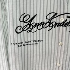  🌾2026 SPring&Summer 🔥!Ann松弛感条纹衬衫,灰白竖条纹+邮戳涂鸦印花,街头感拉  🌾2026 SPring&Summer 🔥!Ann松弛感条纹衬衫,灰白竖条纹+邮戳涂鸦印花,街头感拉