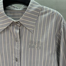  🌾2026 SPring&Summer 🔥!Miu系甜妹套装,浅灰竖条纹+百褶短裙,把学院风狠狠拿捏  🌾2026 SPring&Summer 🔥!Miu系甜妹套装,浅灰竖条纹+百褶短裙,把学院风狠狠拿捏
