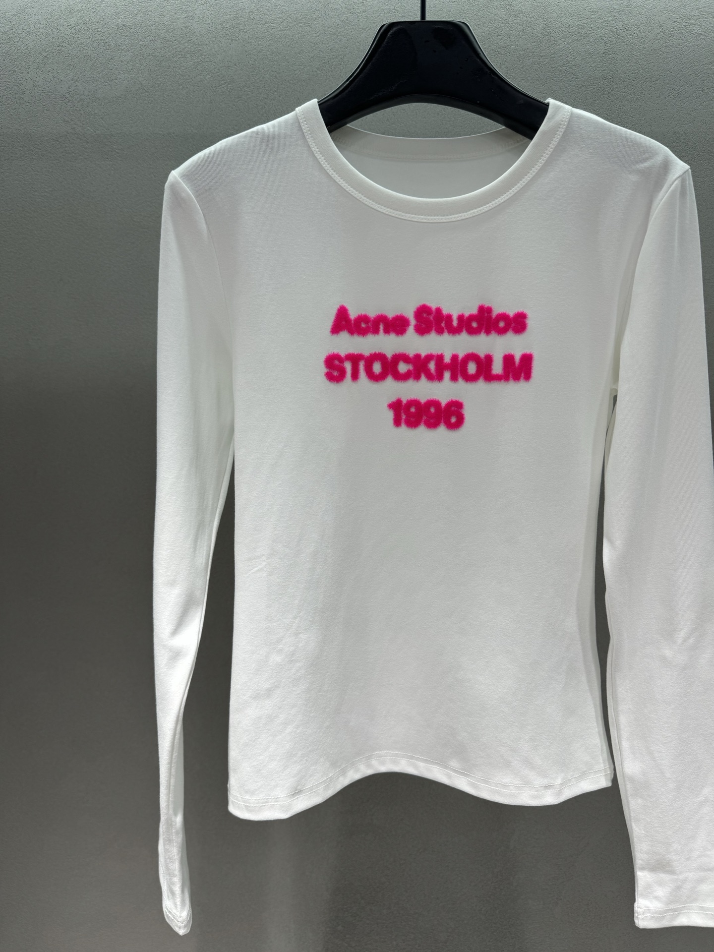 ￼ 🌾2026 SPring&Summer 🔥 ！Acne Studio*，1996植绒长袖修身T恤，新