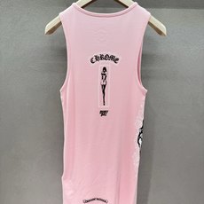  2026 Spring&Summer !克罗心粉色背心太绝了!辣妹衣柜必入,修身坑条面料巨显瘦,直接  2026 Spring&Summer !克罗心粉色背心太绝了!辣妹衣柜必入,修身坑条面料巨显瘦,直接
