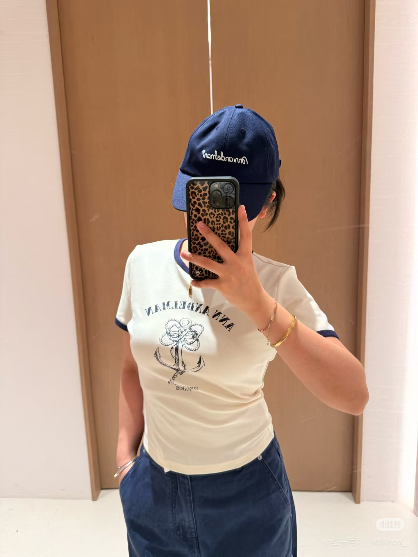 NO:804680,,,19860909,,,Women's clothing