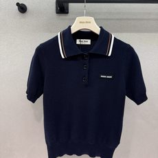  2026 Spring&Summer !MiuMi*,Polo针织衫,职场通勤的满分穿搭,被这件Po  2026 Spring&Summer !MiuMi*,Polo针织衫,职场通勤的满分穿搭,被这件Po