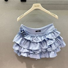  2026 Spring&Summer !Lacert*,多层荷叶边蛋糕裙摆,自带蓬松空气感,甜而不肿  2026 Spring&Summer !Lacert*,多层荷叶边蛋糕裙摆,自带蓬松空气感,甜而不肿