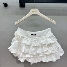  2026 Spring&Summer !Lacert*,多层荷叶边蛋糕裙摆,自带蓬松空气感,甜而不肿  2026 Spring&Summer !Lacert*,多层荷叶边蛋糕裙摆,自带蓬松空气感,甜而不肿