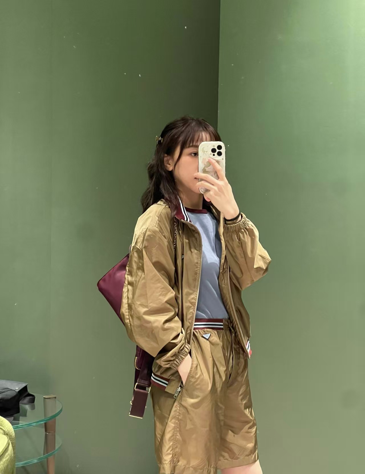 NO:891195,,,19860909,,,Women's clothing