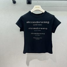  🌾2026 SPring&Summer !AW烫钻字母,低调又自带质感,修身但不紧绷的版型,上身显  🌾2026 SPring&Summer !AW烫钻字母,低调又自带质感,修身但不紧绷的版型,上身显