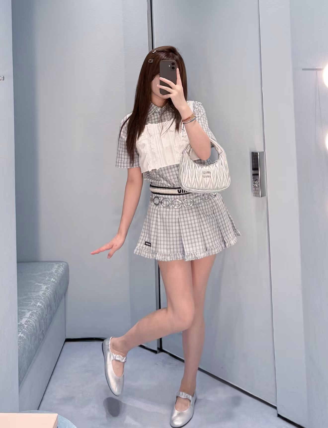 NO:840928,,,19860909,,,Women's clothing