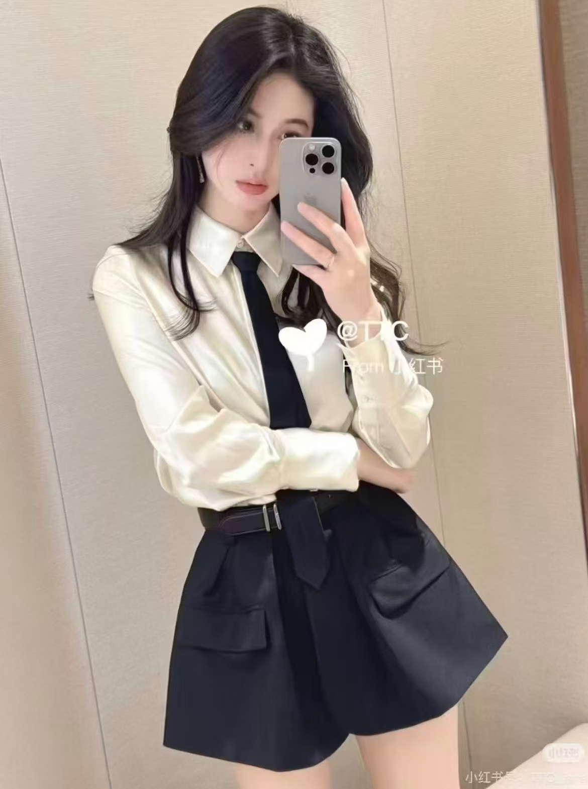 NO:842456,,,19860909,,,Women's clothing