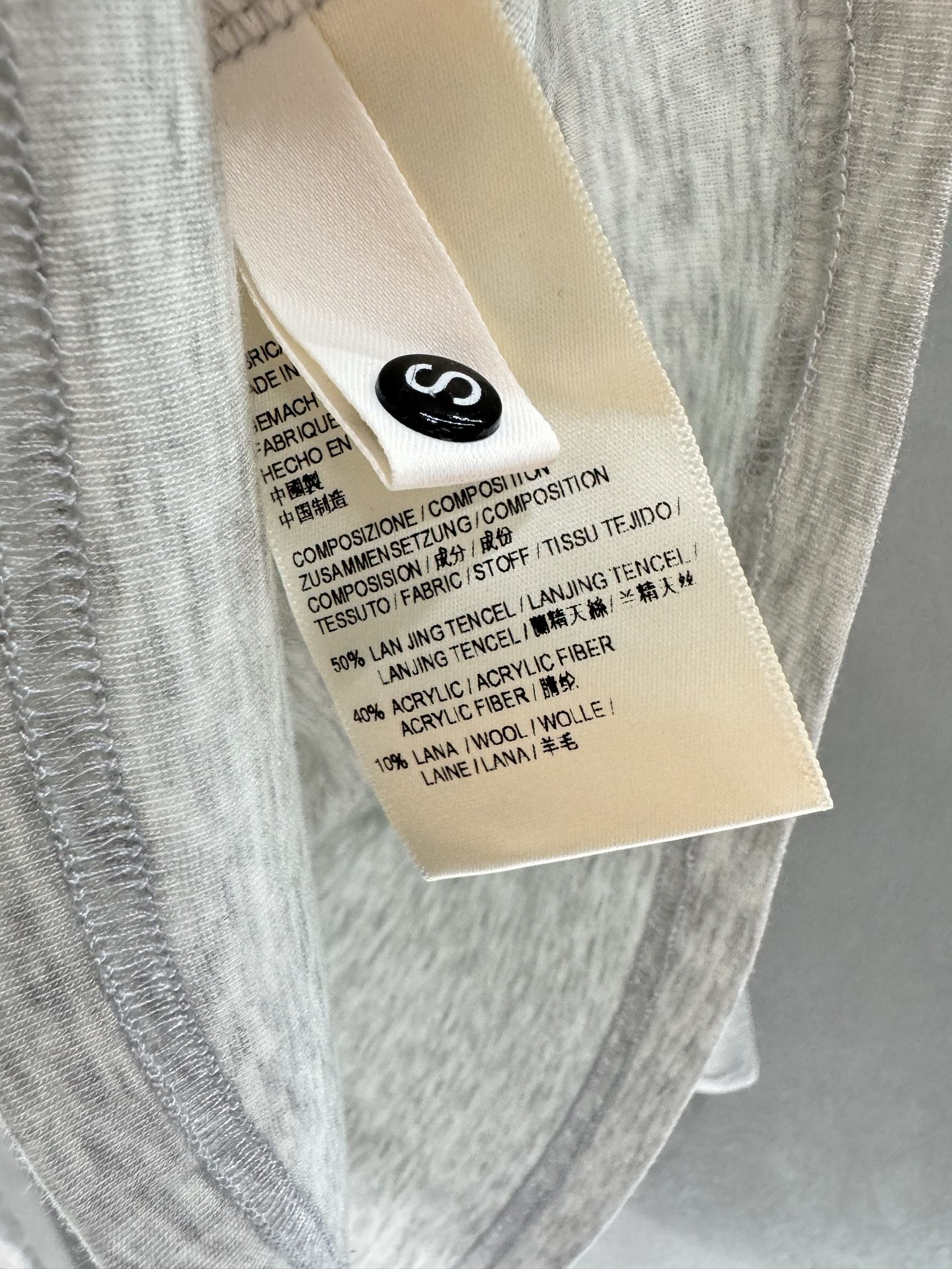 ￼ 🌾2026 SPring&Summer  ！AC，经典1996系列衍生款长袖T ，麻灰/纯黑双色可选