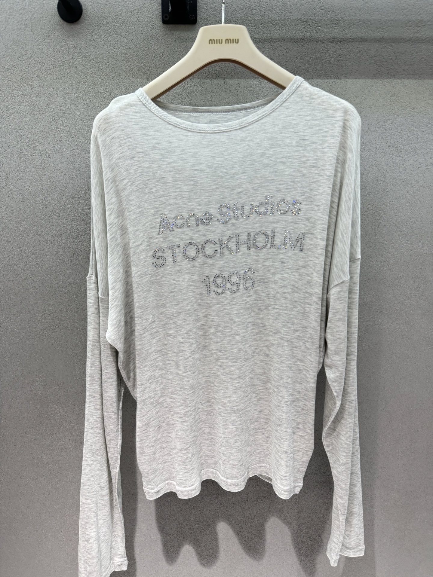 ￼ 🌾2026 SPring&Summer  ！AC，经典1996系列衍生款长袖T ，麻灰/纯黑双色可选