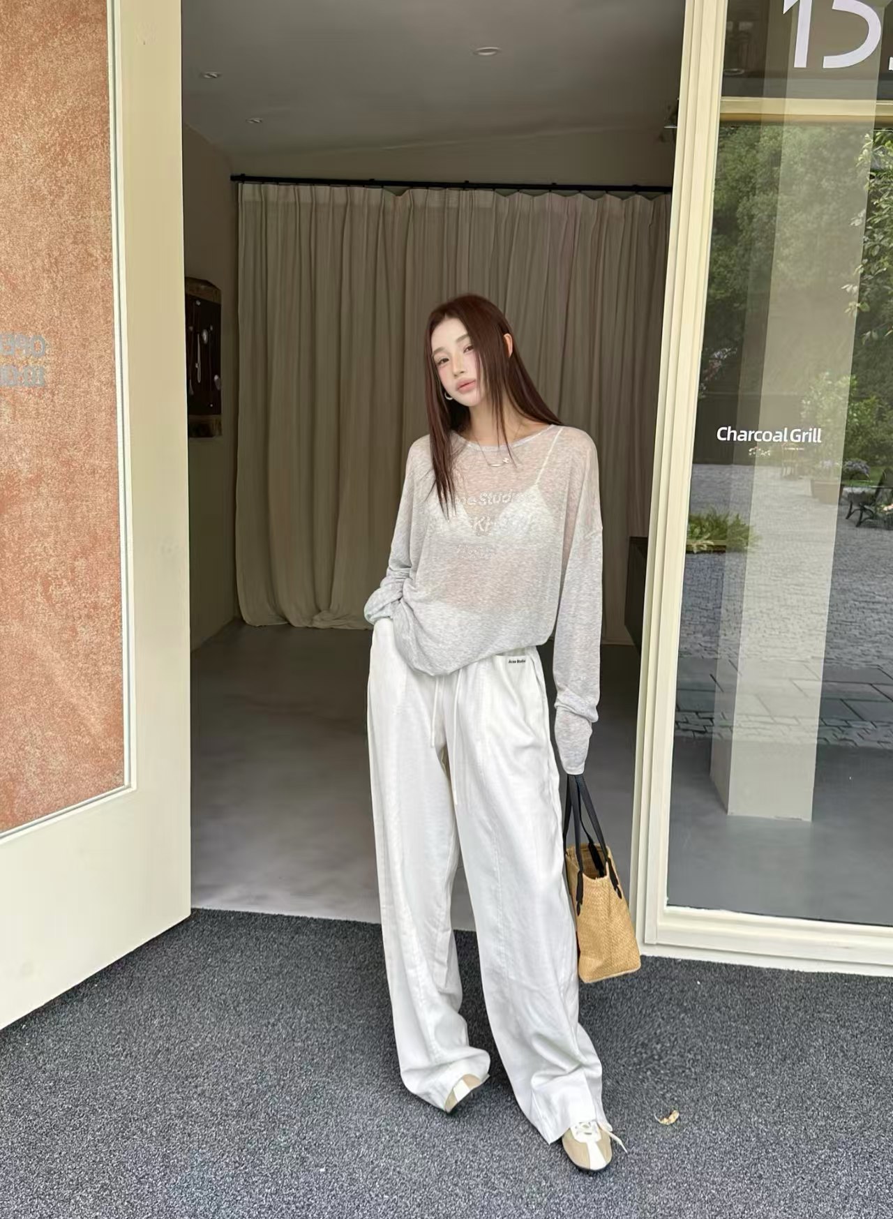 NO:860422,One set has,,19860909一套有,,,Women's clothing