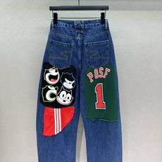  🌾2026 SPring&Summer !露思贴布弯刀牛仔裤,卡通涂鸦的拼接设计,完全不撞款,潮酷中  🌾2026 SPring&Summer !露思贴布弯刀牛仔裤,卡通涂鸦的拼接设计,完全不撞款,潮酷中