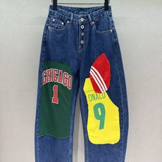 🌾2026 SPring&Summer !露思贴布弯刀牛仔裤,卡通涂鸦的拼接设计,完全不撞款,潮酷中  🌾2026 SPring&Summer !露思贴布弯刀牛仔裤,卡通涂鸦的拼接设计,完全不撞款,潮酷中