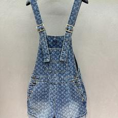  🌾2026 SPring&Summer !1V,老花做旧洗水背带短裤,可调节的金色背带扣细节拉满,随  🌾2026 SPring&Summer !1V,老花做旧洗水背带短裤,可调节的金色背带扣细节拉满,随