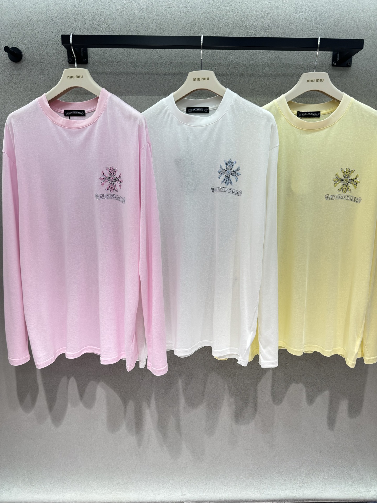 ￼ 🌾2026 SPring&Summer ！克罗*心，夏季防晒罩衫，彩色闪钻十字架长袖软糯透气薄棉料子