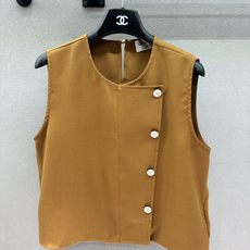  🌾2026 SPring&Summer /套!小香马甲+裙裤套装,经典圆领无袖马甲,搭配不规则裙裤,  🌾2026 SPring&Summer /套!小香马甲+裙裤套装,经典圆领无袖马甲,搭配不规则裙裤,