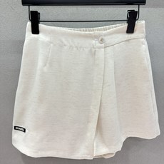 🌾2026 SPring&Summer /套!小香马甲+裙裤套装,经典圆领无袖马甲,搭配不规则裙裤,简约 🌾2026 SPring&Summer /套!小香马甲+裙裤套装,经典圆领无袖马甲,搭配不规则裙裤,简约