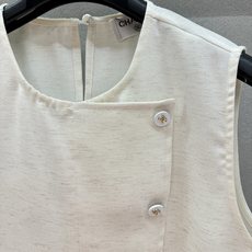 🌾2026 SPring&Summer /套!小香马甲+裙裤套装,经典圆领无袖马甲,搭配不规则裙裤,简约 🌾2026 SPring&Summer /套!小香马甲+裙裤套装,经典圆领无袖马甲,搭配不规则裙裤,简约
