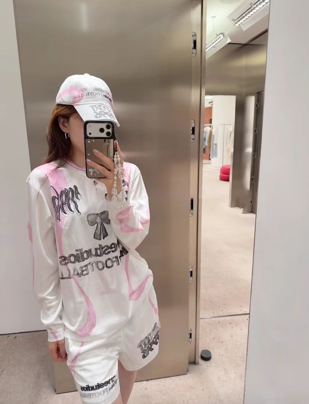 NO:891180,,,19860909,,,Women's clothing