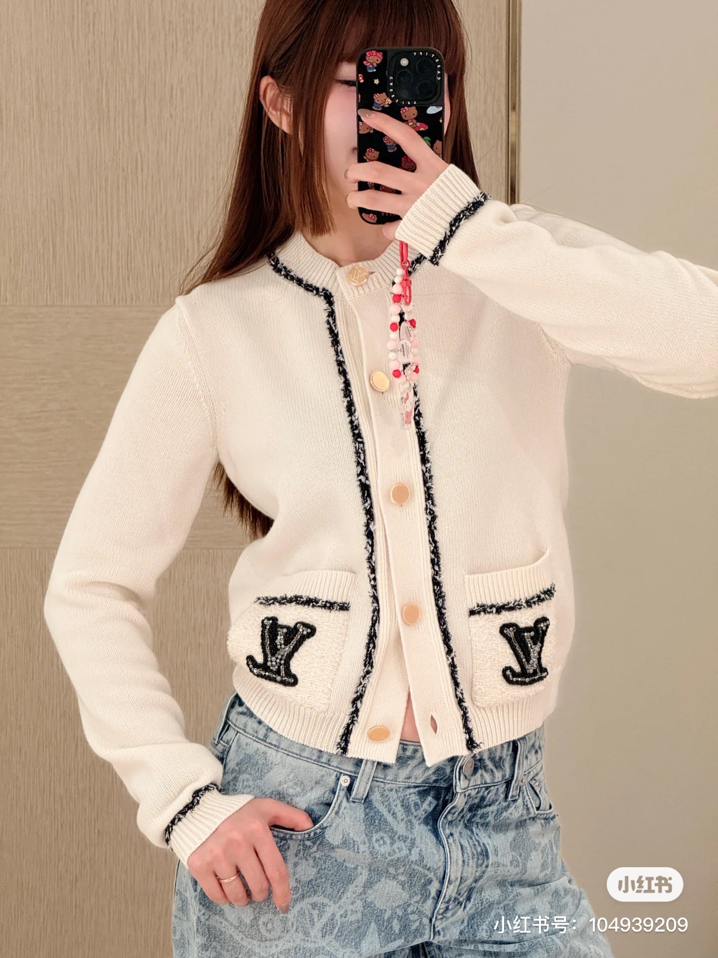 NO:892510,,,19860909,,,Women's clothing