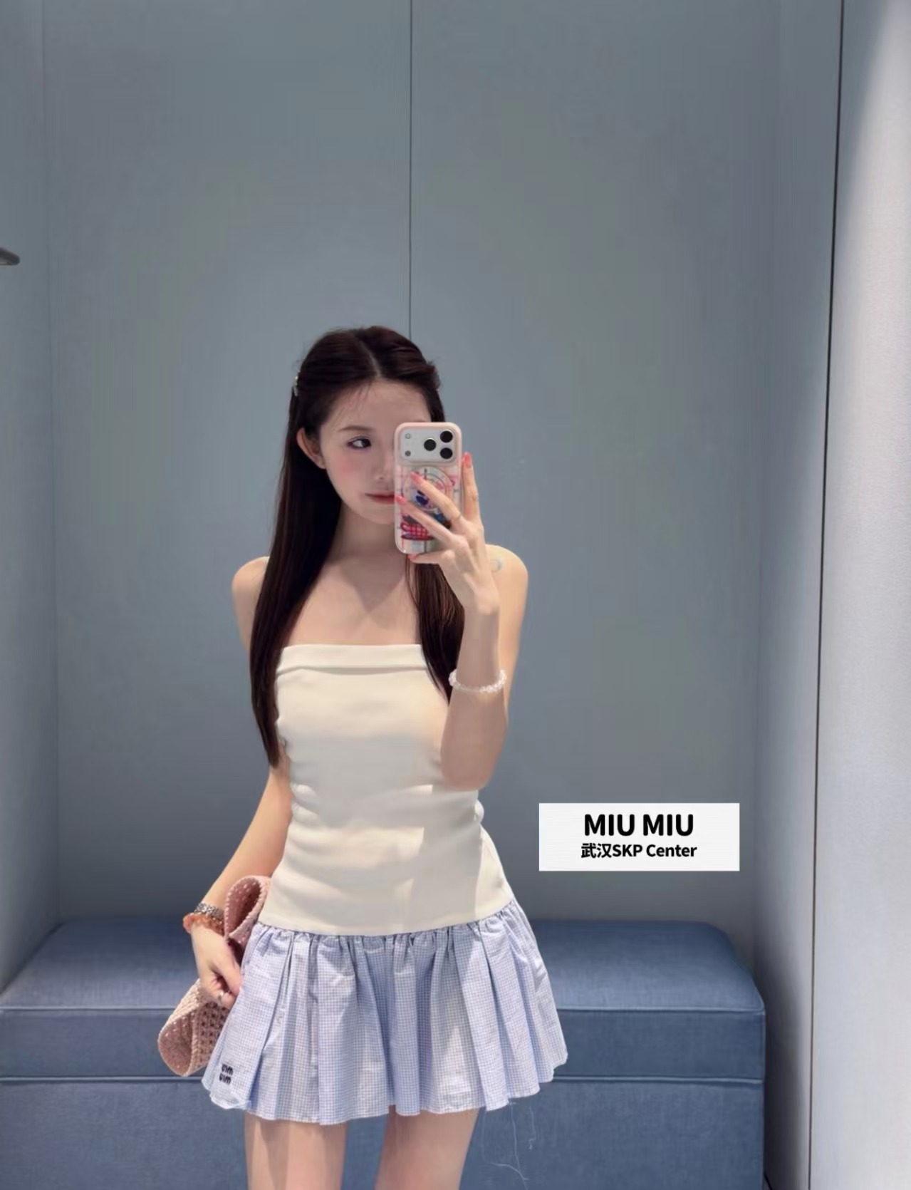 NO:892528,,,19860909,,,Women's clothing