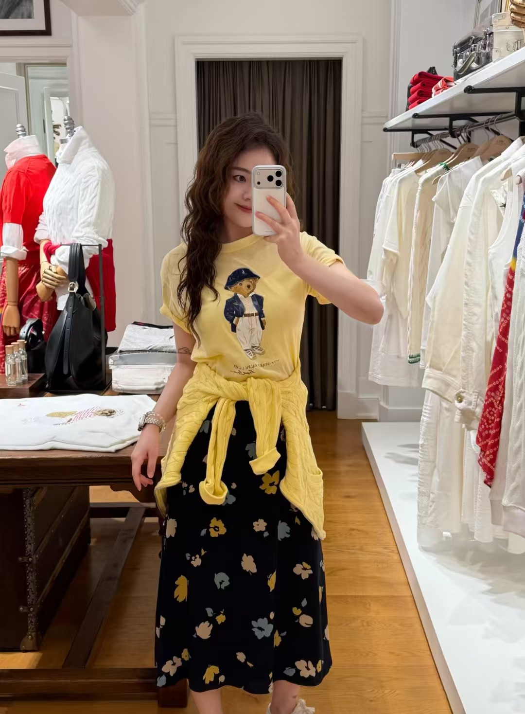 NO:892553,,,19860909,,,Women's clothing
