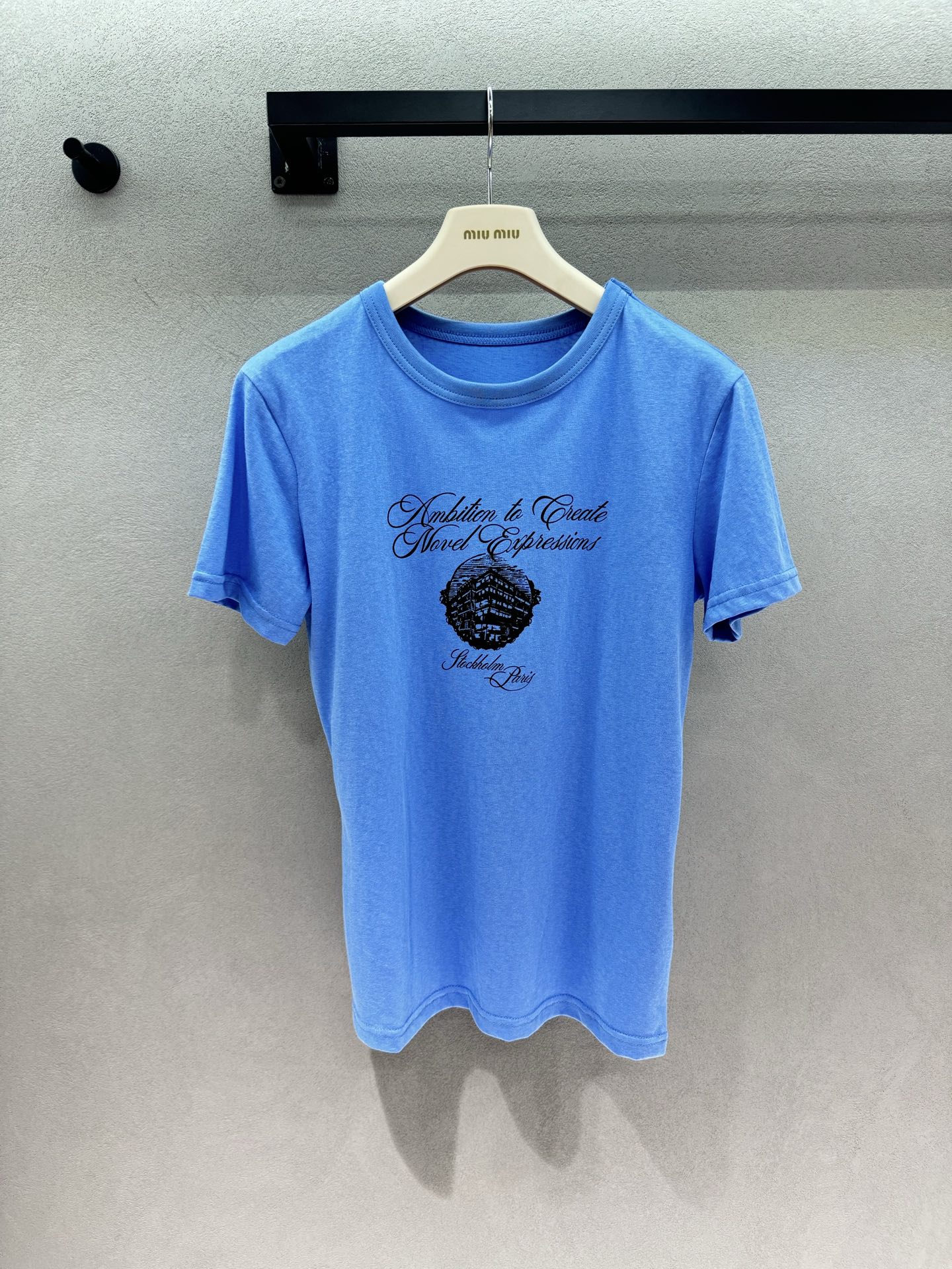🌾2026 SPring&Summer ！AC基础款T，复古花体英文+建筑版画印花太有质感；细腻水洗棉面