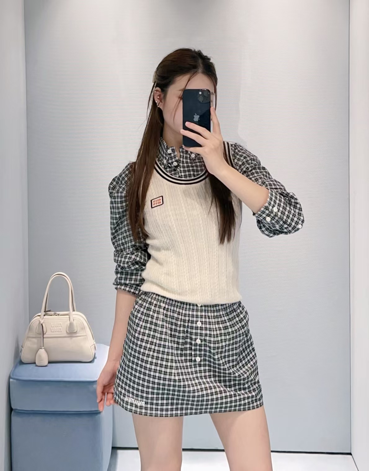 NO:935127,,,19860909,,,Women's clothing