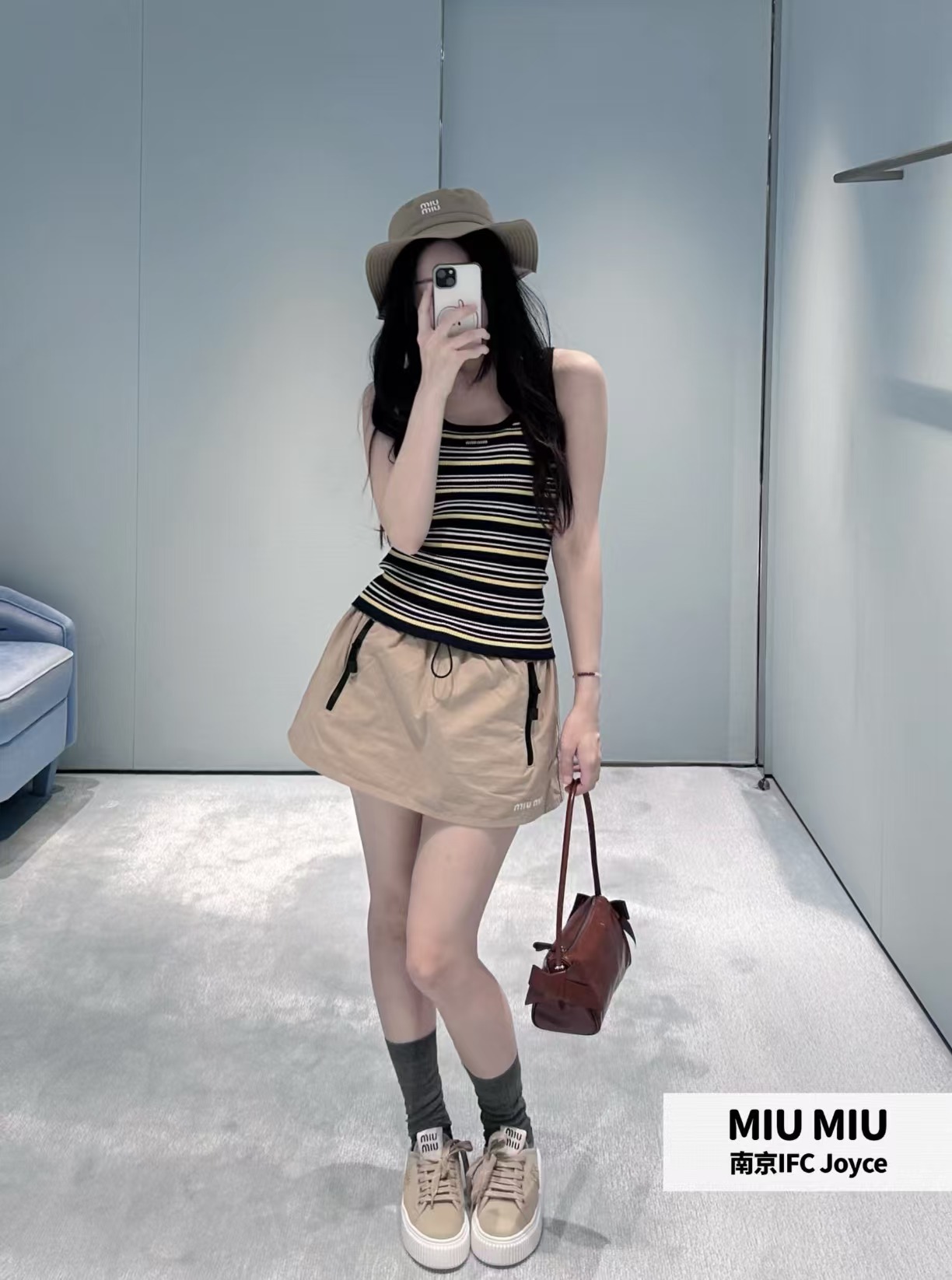 NO:935111,,,19860909,,,Women's clothing
