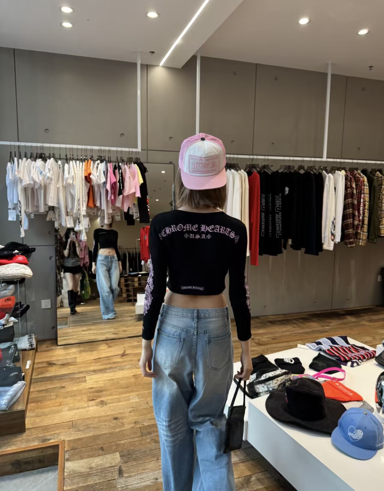 NO:944594,,,19860909,,,Women's clothing
