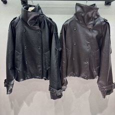 ❄️2026 Autumn and Winter❄️ !AC,早秋氛围感蛋白皮衣就位✨ 短款立领双排扣皮夹克真的太显比例 ❄️2026 Autumn and Winter❄️ !AC,早秋氛围感蛋白皮衣就位✨ 短款立领双排扣皮夹克真的太显比例