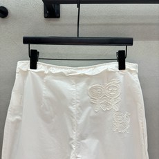 ❄️2026 Autumn and Winter❄️ !火柴人荷叶边微喇裤, 清爽干净的白色调,自带干净通透感 腰头做了 ❄️2026 Autumn and Winter❄️ !火柴人荷叶边微喇裤, 清爽干净的白色调,自带干净通透感 腰头做了