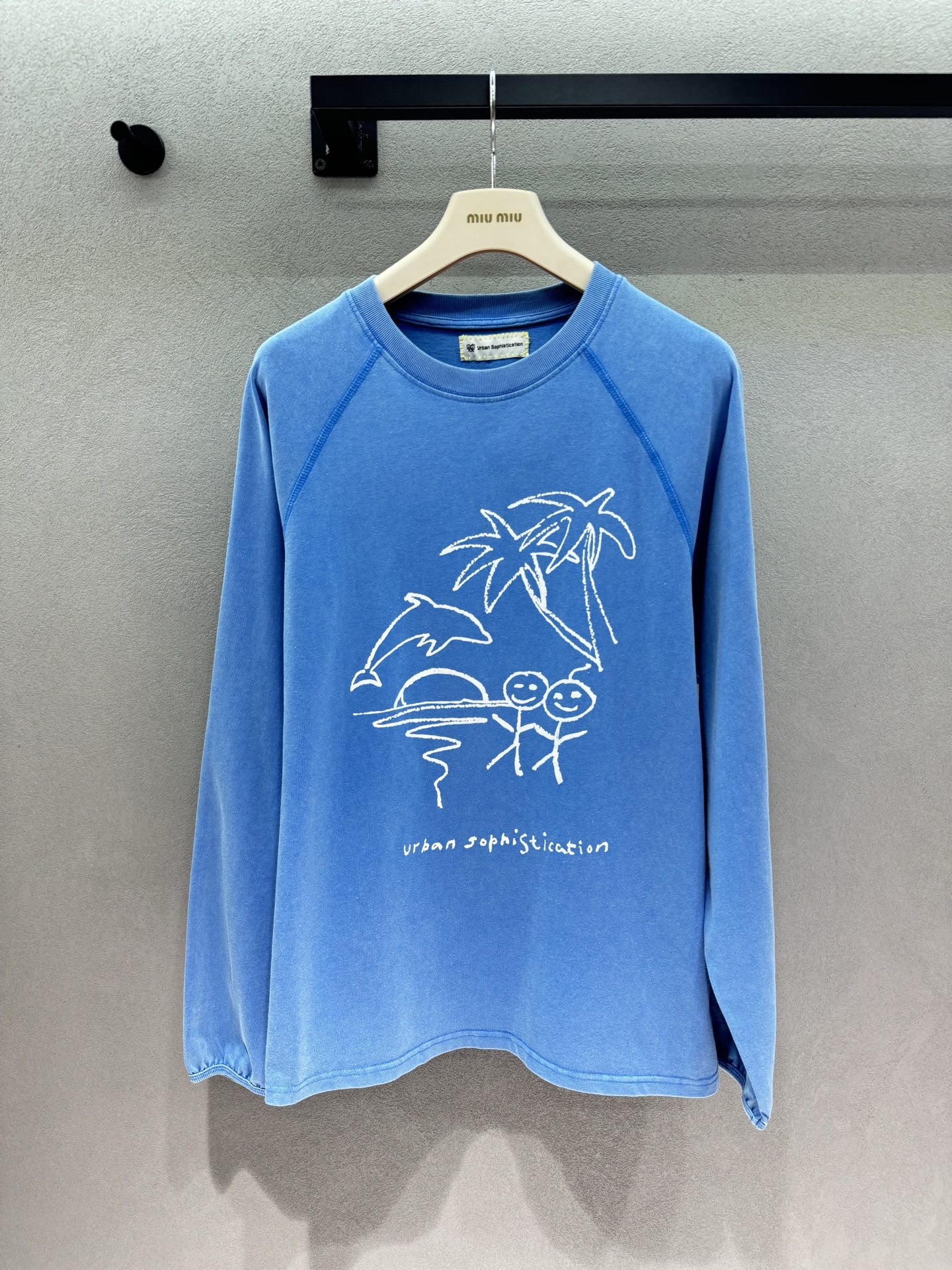 ❄️2026 Autumn and Winter❄️ !火柴人,治愈系蓝色长袖, 水洗做旧的蓝色调,质感柔和不刺眼 插肩 ❄️2026 Autumn and Winter❄️ !火柴人,治愈系蓝色长袖, 水洗做旧的蓝色调,质感柔和不刺眼 插肩