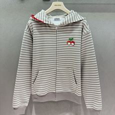 ❄️2026 Autumn and Winter❄️ !软萌感拉满Kitty樱桃条纹连帽外套 一眼沦陷的休闲可爱风 灰调 ❄️2026 Autumn and Winter❄️ !软萌感拉满Kitty樱桃条纹连帽外套 一眼沦陷的休闲可爱风 灰调