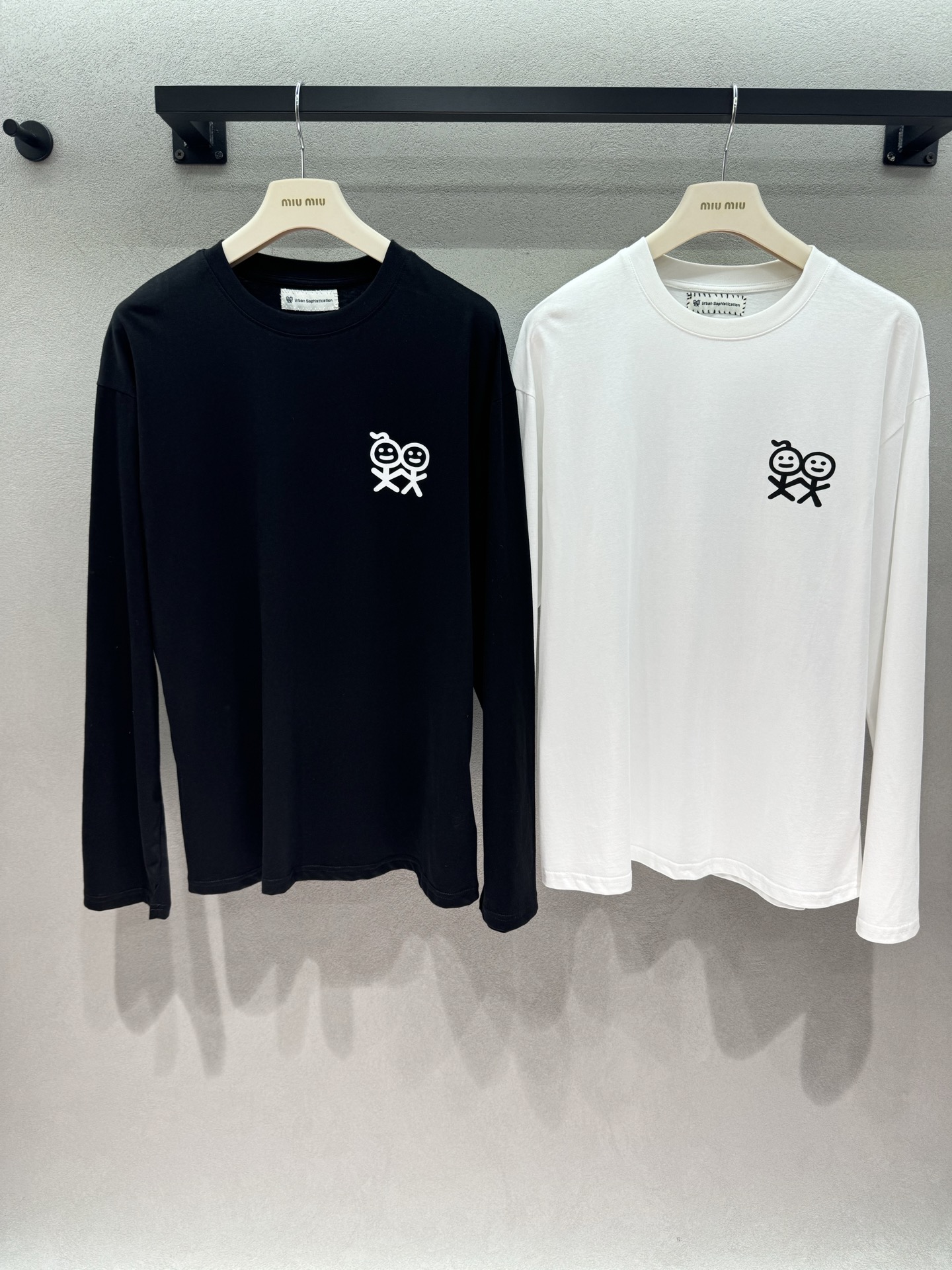 ❄️2026 Autumn and Winter❄️ !火柴人,早秋万能长袖打底, 黑白经典双色,闭眼入不踩雷 基础圆领 ❄️2026 Autumn and Winter❄️ !火柴人,早秋万能长袖打底, 黑白经典双色,闭眼入不踩雷 基础圆领