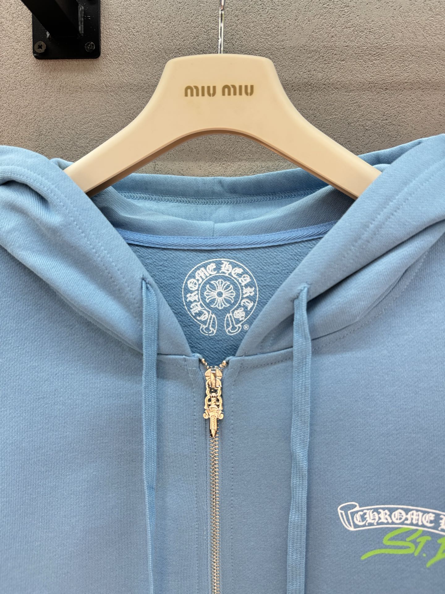 ❄️2026 Autumn and Winter❄️ !克罗*,治愈浅蓝拉链连帽衫, 低饱和浅蓝色调,温柔显白, 连帽+ ❄️2026 Autumn and Winter❄️ !克罗*,治愈浅蓝拉链连帽衫, 低饱和浅蓝色调,温柔显白, 连帽+