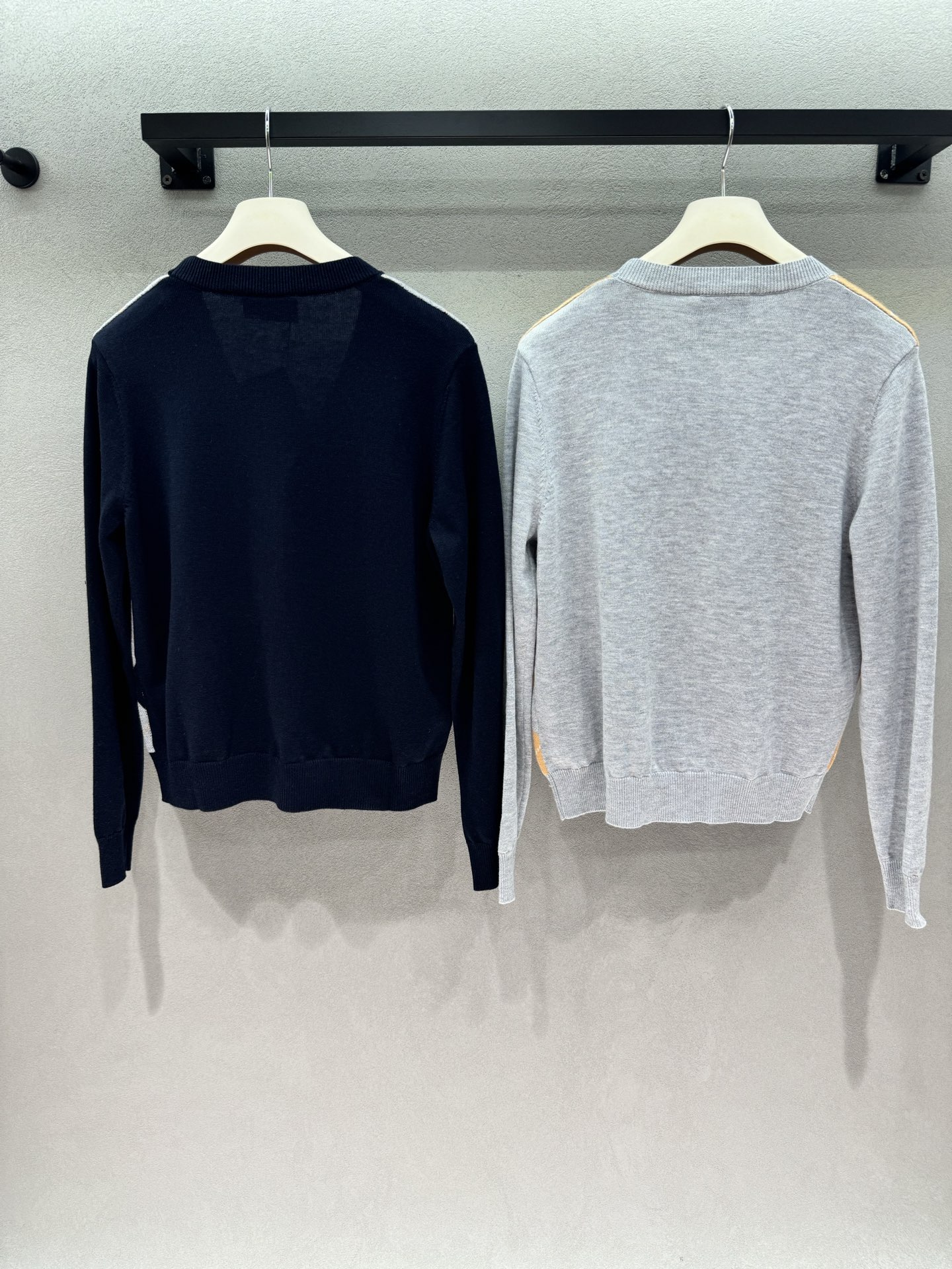 ❄️2026 Autumn and Winter❄️ !PD菱形格开衫, 经典菱格元素真的永不过时, V领版型修饰脖颈线 ❄️2026 Autumn and Winter❄️ !PD菱形格开衫, 经典菱格元素真的永不过时, V领版型修饰脖颈线