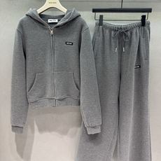 ❄️2026 Autumn and Winter❄️ /套,MM卫衣套装,不用费心搭配, 连帽拉链外套+垂感阔腿卫裤 拉 ❄️2026 Autumn and Winter❄️ /套,MM卫衣套装,不用费心搭配, 连帽拉链外套+垂感阔腿卫裤 拉