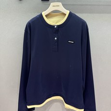 ❄️2026 Autumn and Winter❄️ !MM假两件亨利领长袖, 藏青拼奶黄层次感拉满 半开扣亨利领设计, ❄️2026 Autumn and Winter❄️ !MM假两件亨利领长袖, 藏青拼奶黄层次感拉满 半开扣亨利领设计,