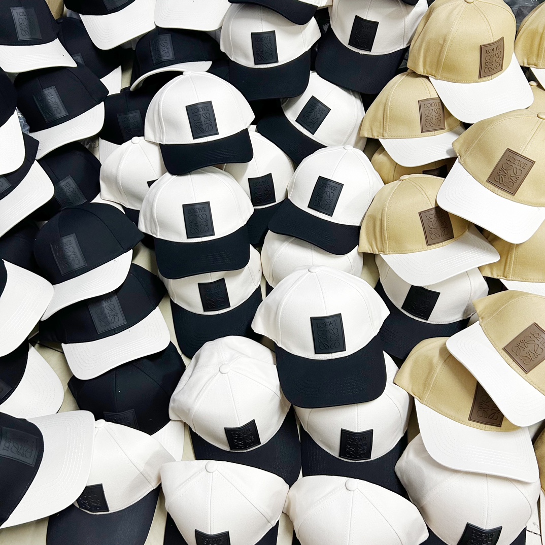 NO:199116,Special offer with dust bag. [LOEWE] Spring and summer new spliced ​​simple baseball cap, popular men and women hats, fisherman hats, baseball caps, knit hats, hats, loewe, loewe, espadrilles, hats19860909特价配防尘袋.【LOEWE罗意威】春夏新款拼接简约棒球帽,流行款男女通用帽子渔夫帽棒球帽针织帽,帽子,loewe,loewe,espadrilles,hats,hat